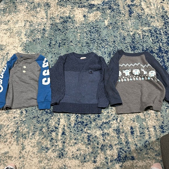 Boys sweaters size 2T - Picture 1 of 1